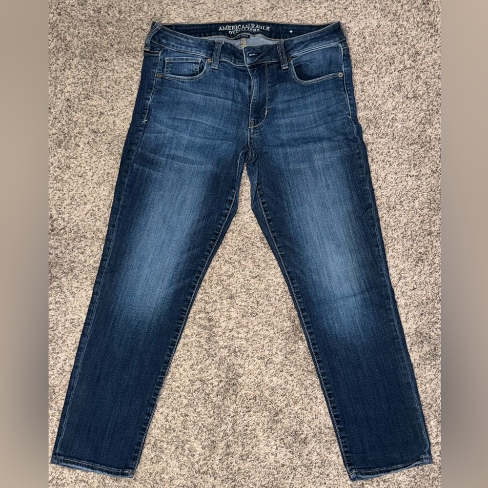 American Eagle Outfitters Super Stretch skinny jeans size 12 Short